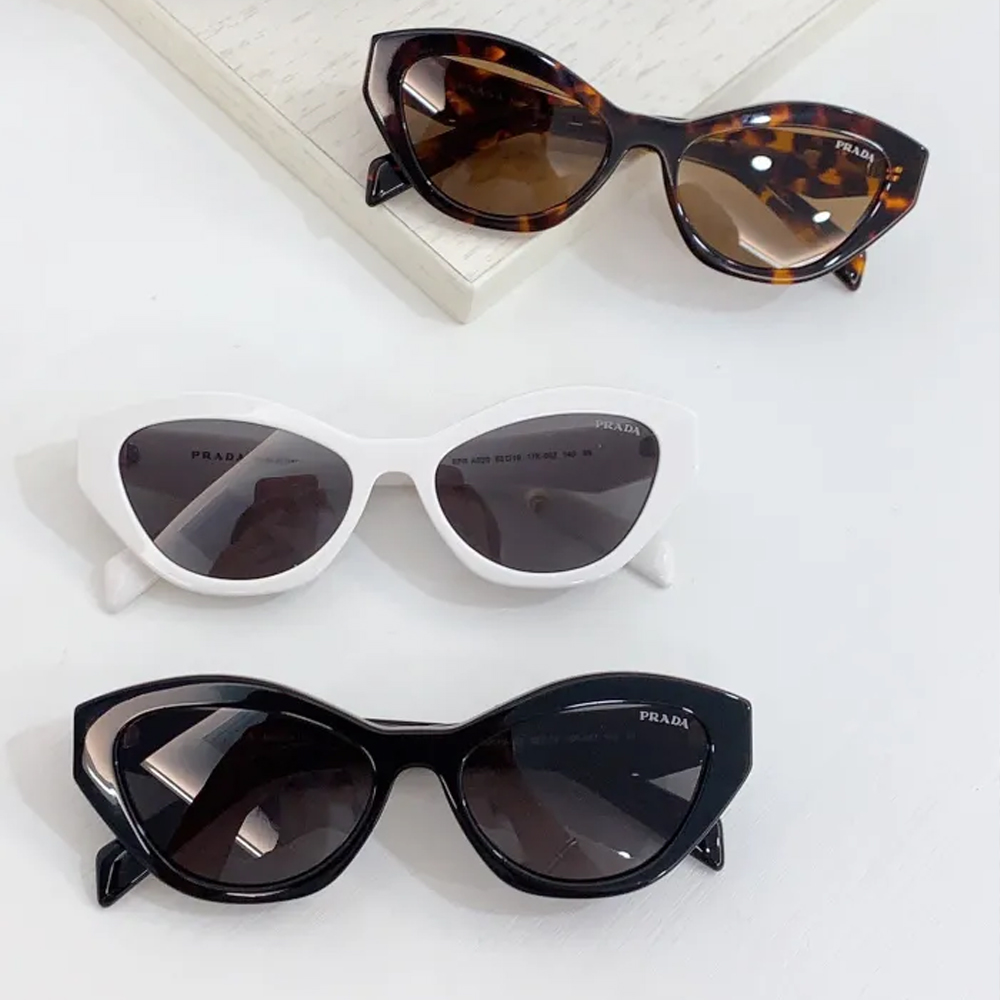 Prada Sunglasses SPRA02S SM021