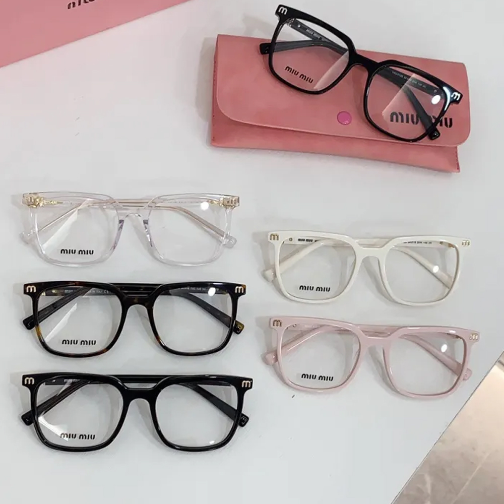 Miu Miu Sunglasses VMU61ZS SM041