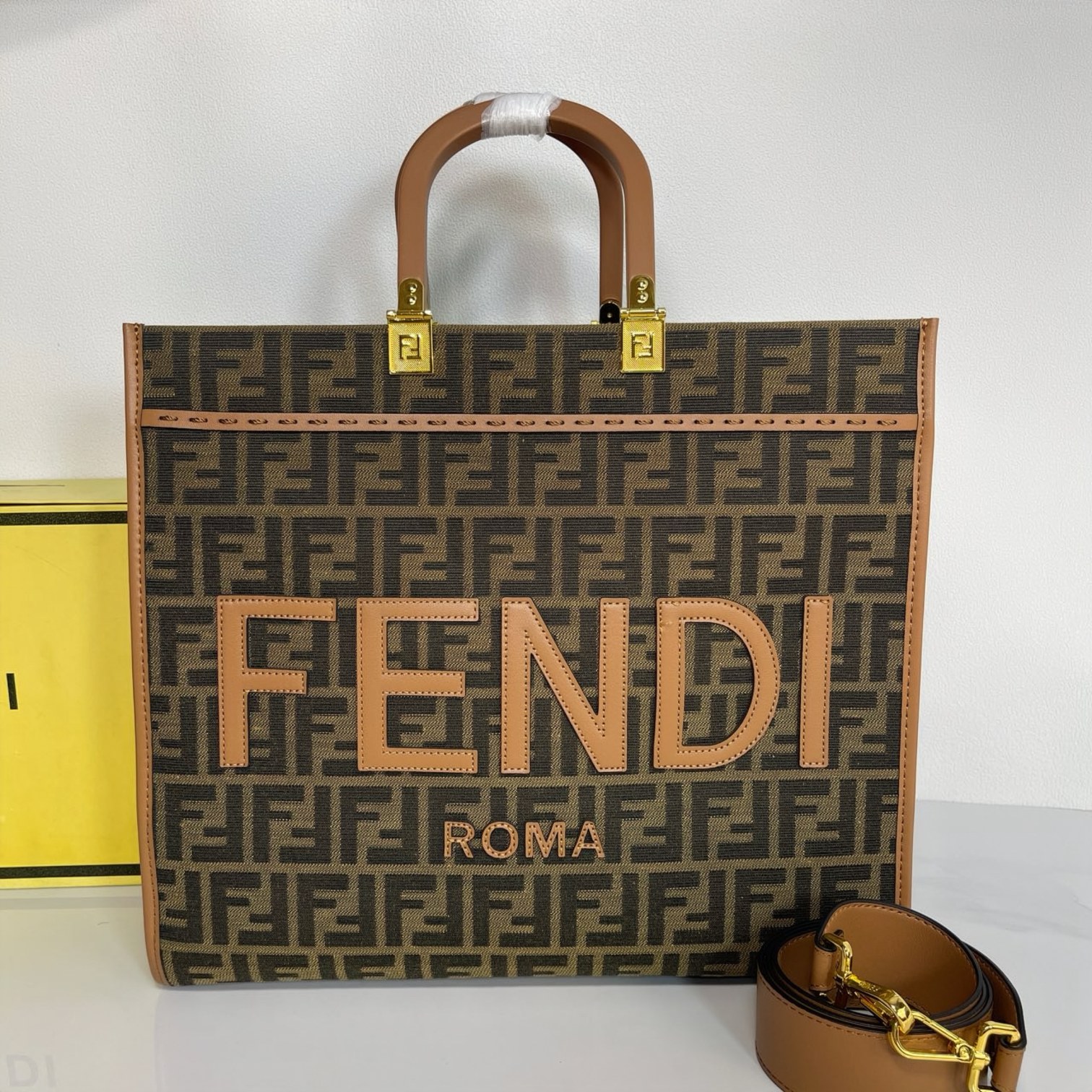 Fendi Bag Shine Tote Top Handle Bag 8837