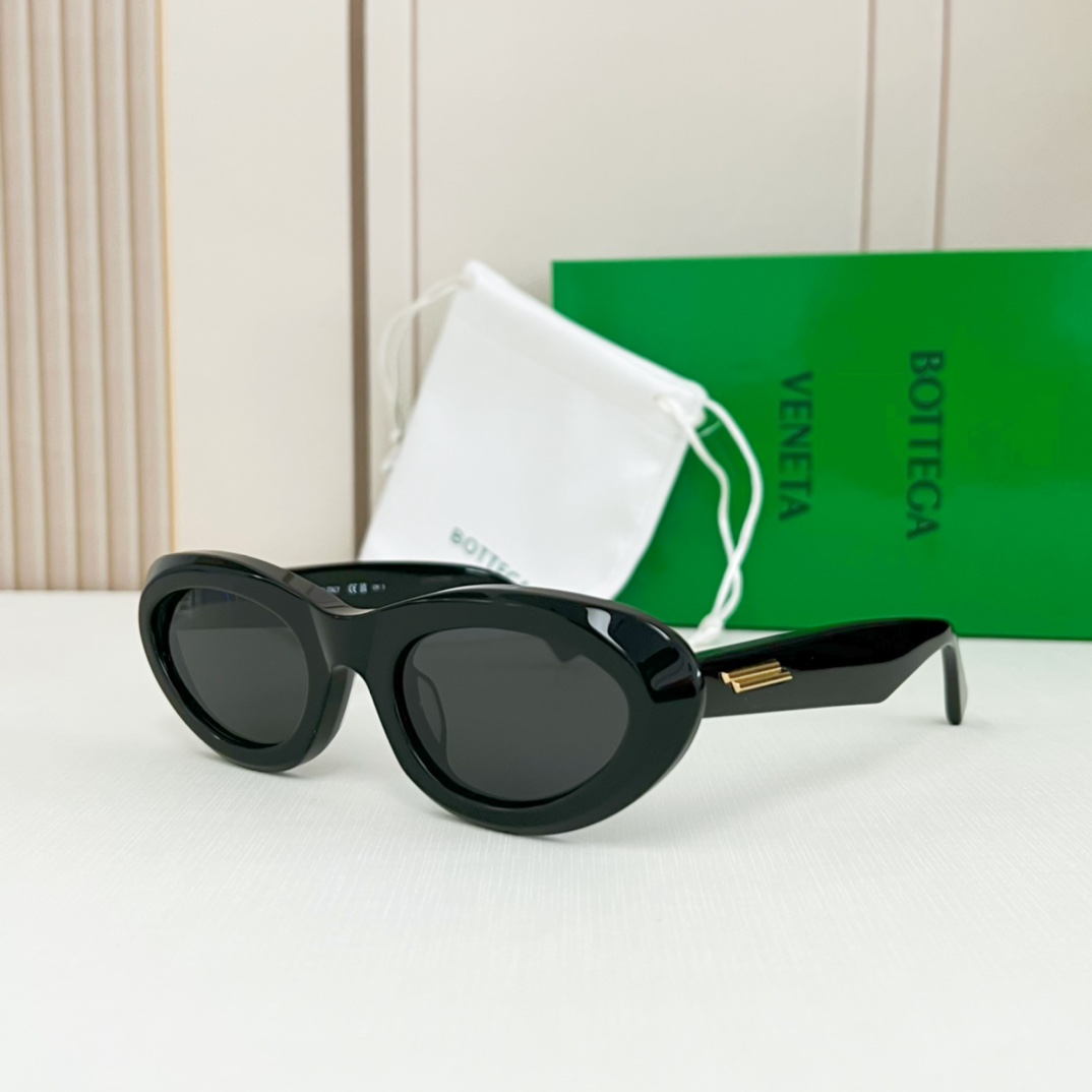 Bottega Veneta Sunglasses BV1191S SM041