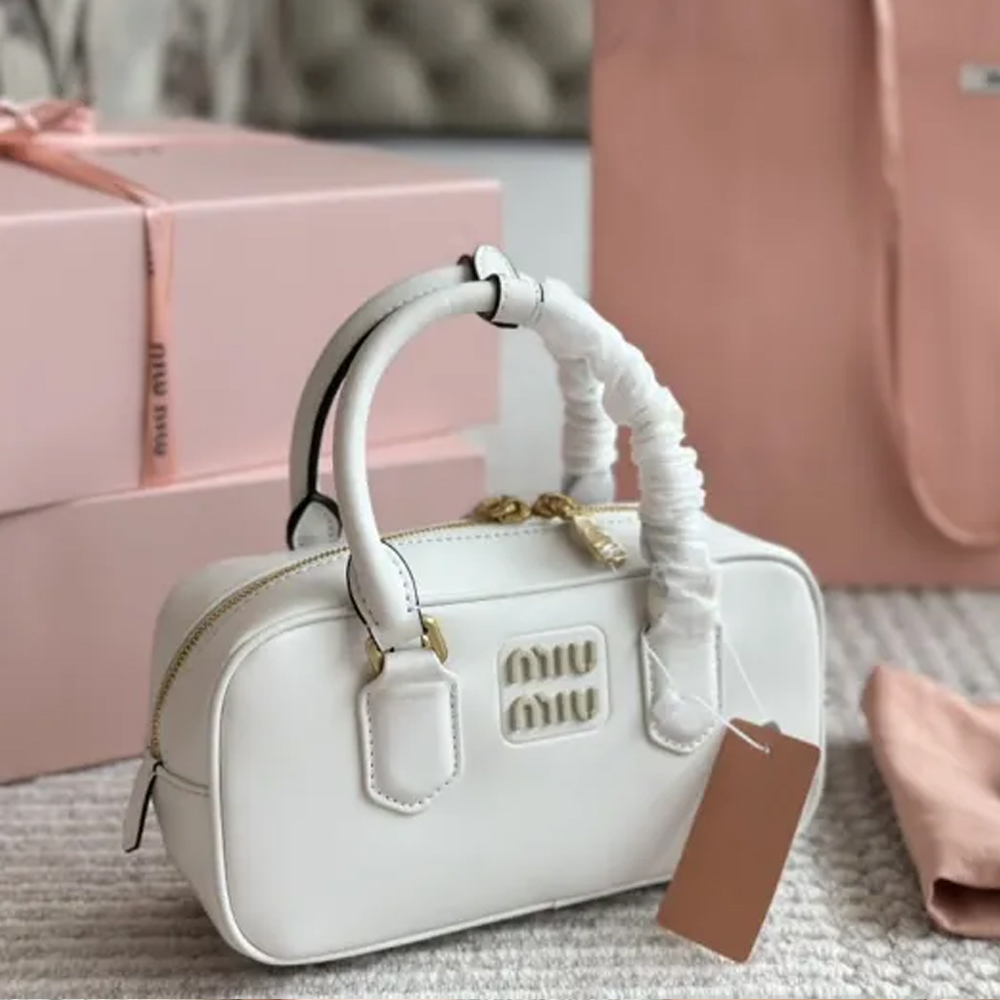 Miu Miu Handbag 003 LLS581 22cm