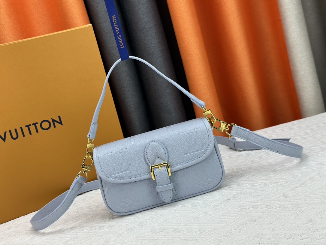 Louis Vuitton Diane M46386 M45985 Shoulder Bag Handbag