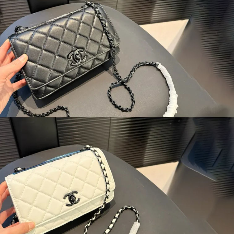 Chanel Shoulder Bag 80982 DB051 19cm