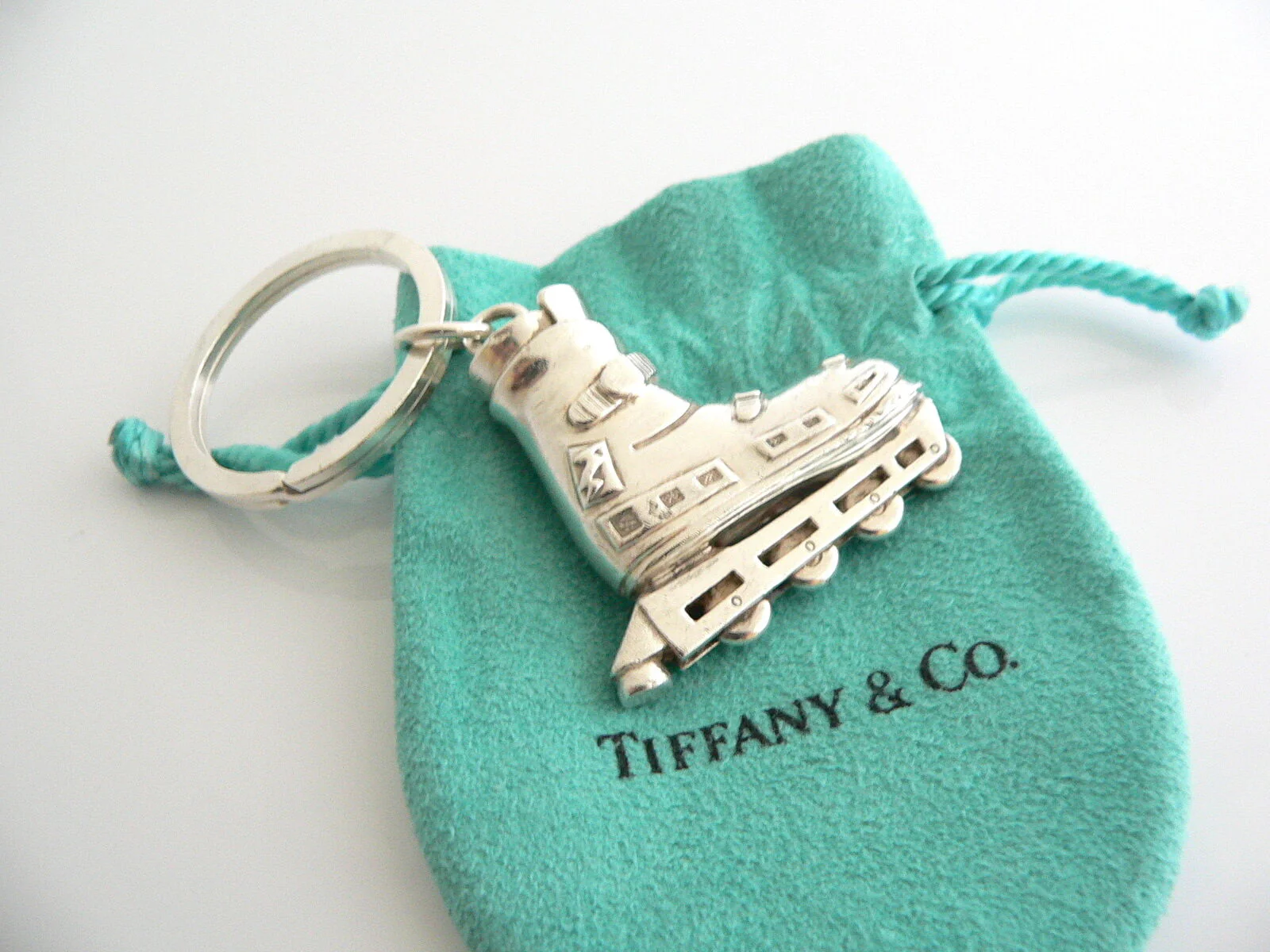 Tiffany & Co Rollerblade Key Ring Sports Keyring Key Chain Gift Pouch Love Cool