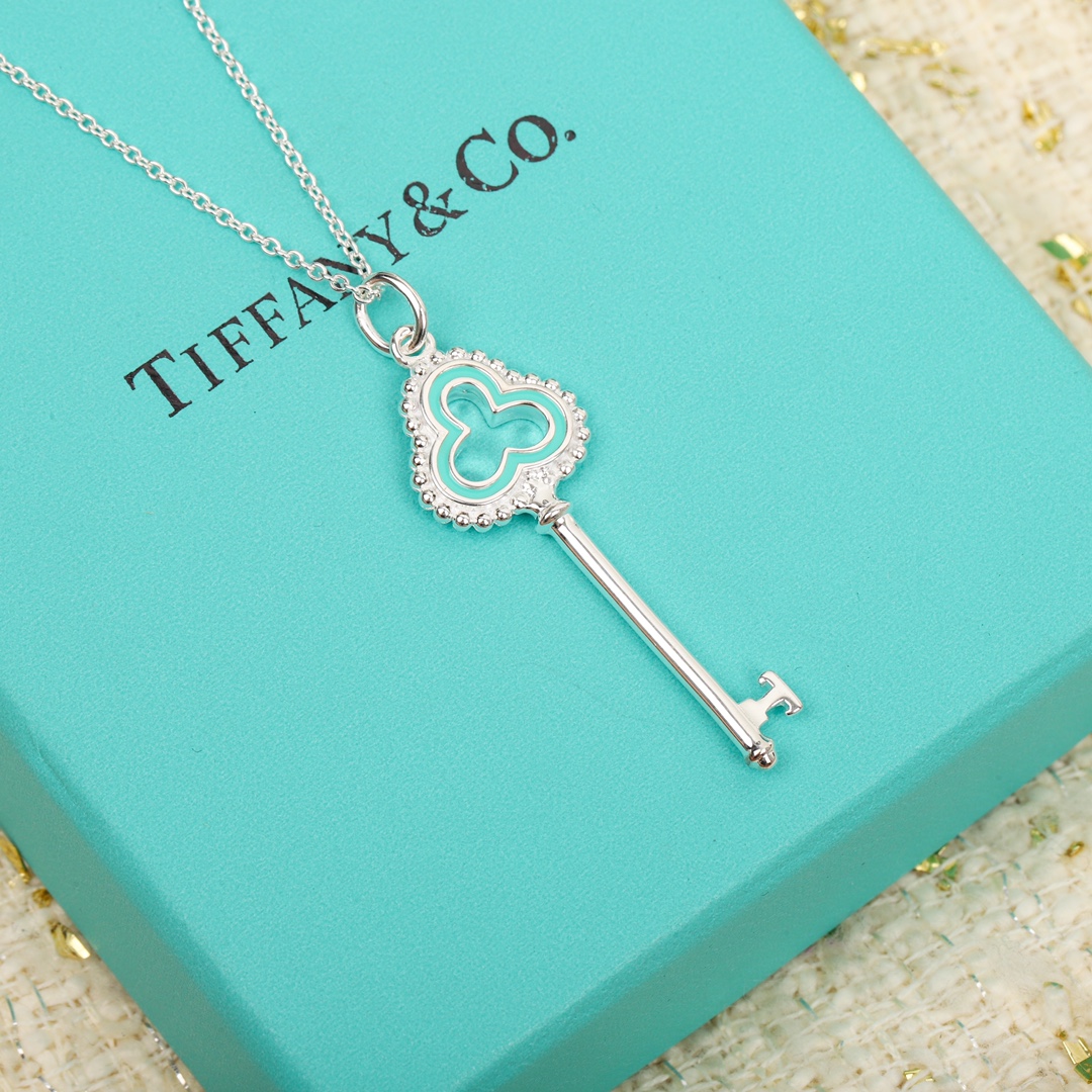 Fake Tiffany Keys Necklace, Openwork Clover Key Necklace