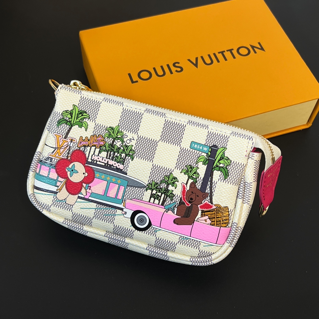 Louis Vuitton Multi Pochette Accessories Mini Bag Purse