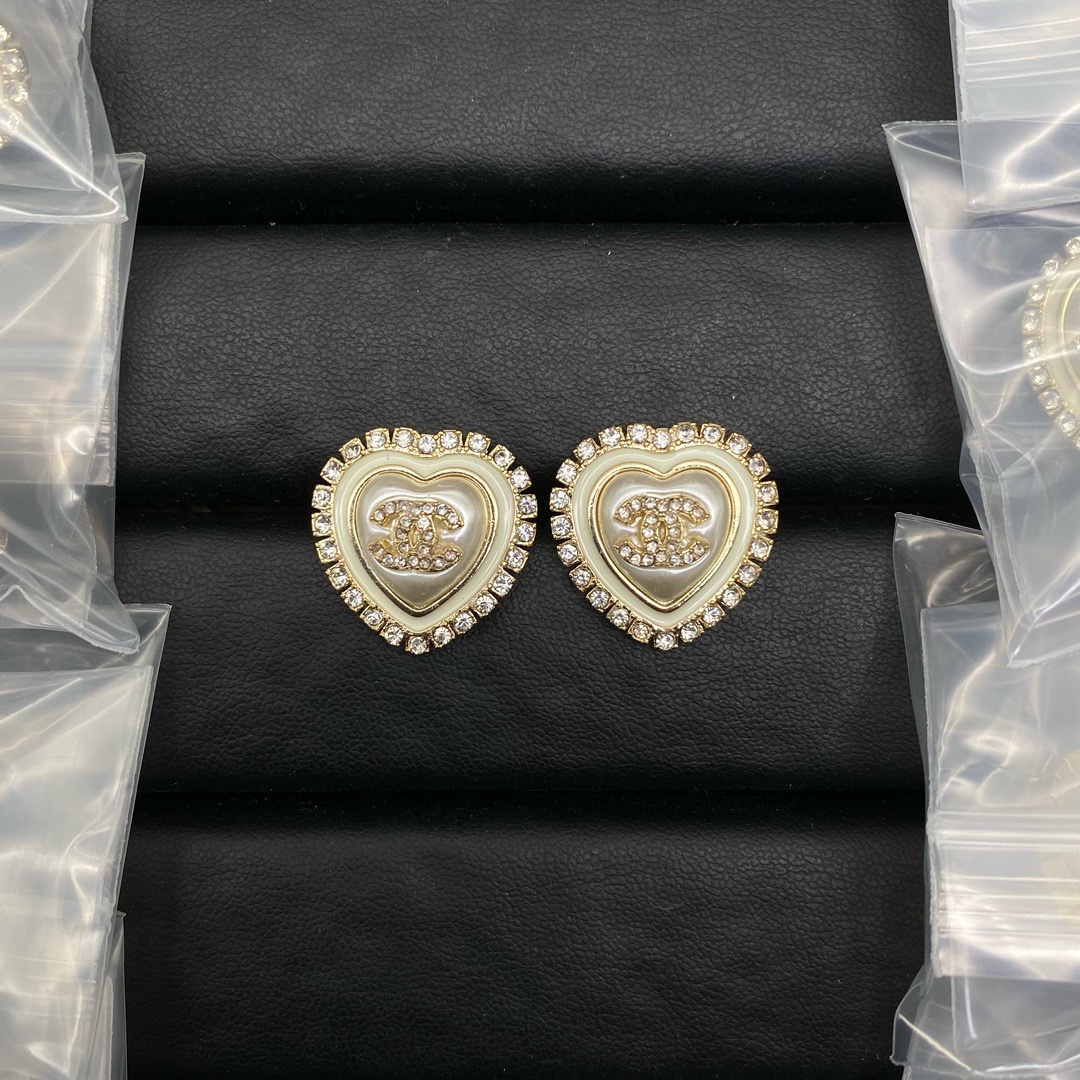 Chanel Earring 069