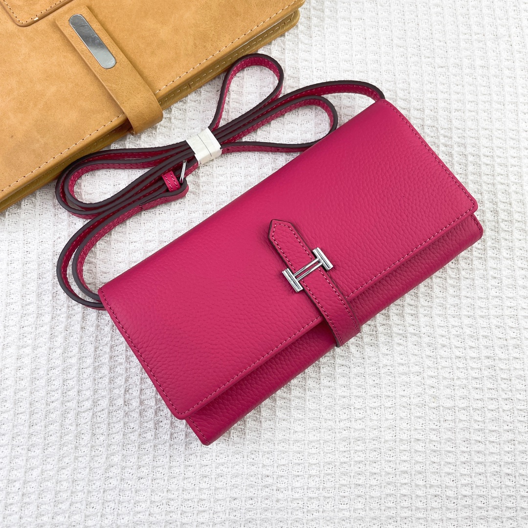 Herm猫s Chain Shoulder Bag