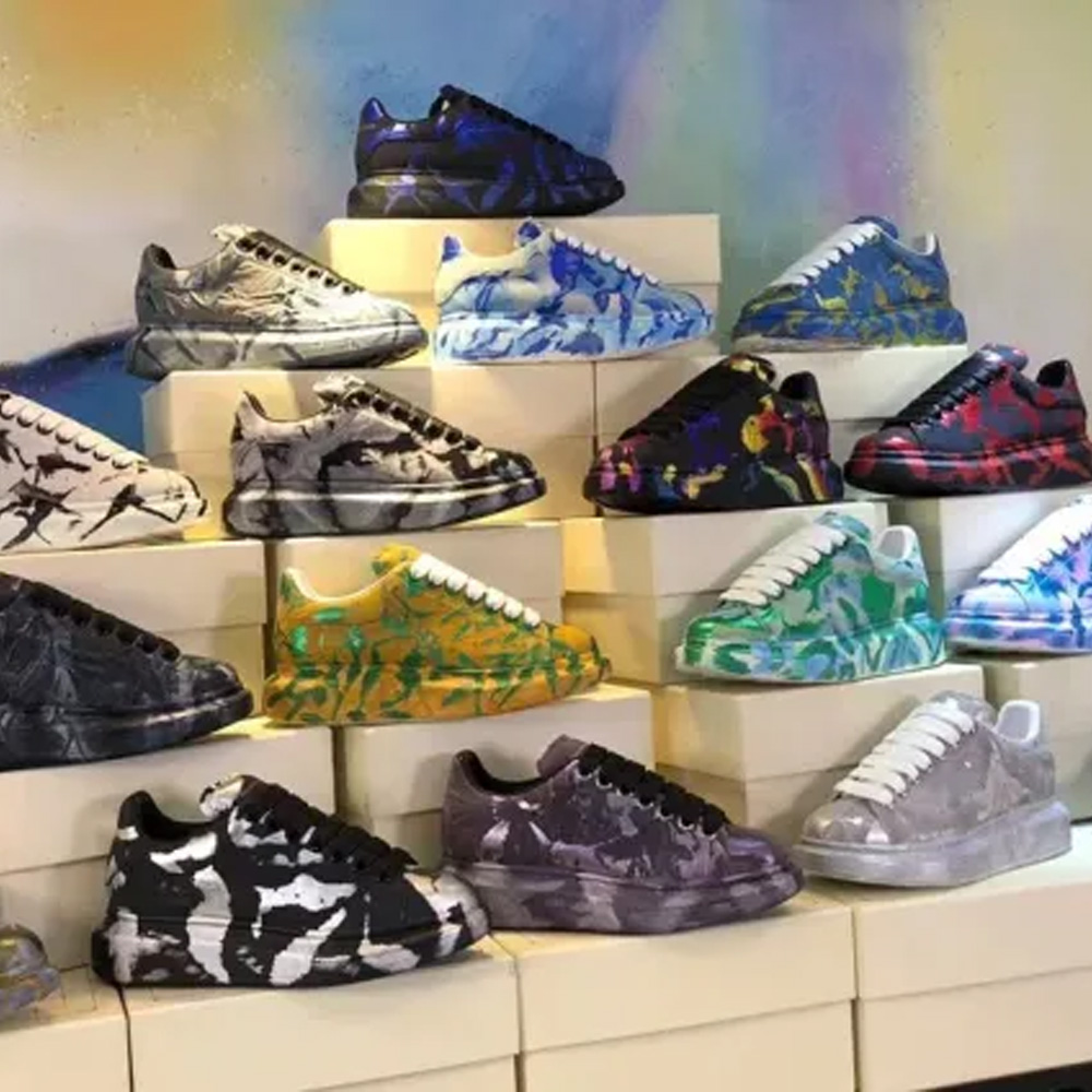 Alexander McQUEEN 002 Casual shoes XM 063 01