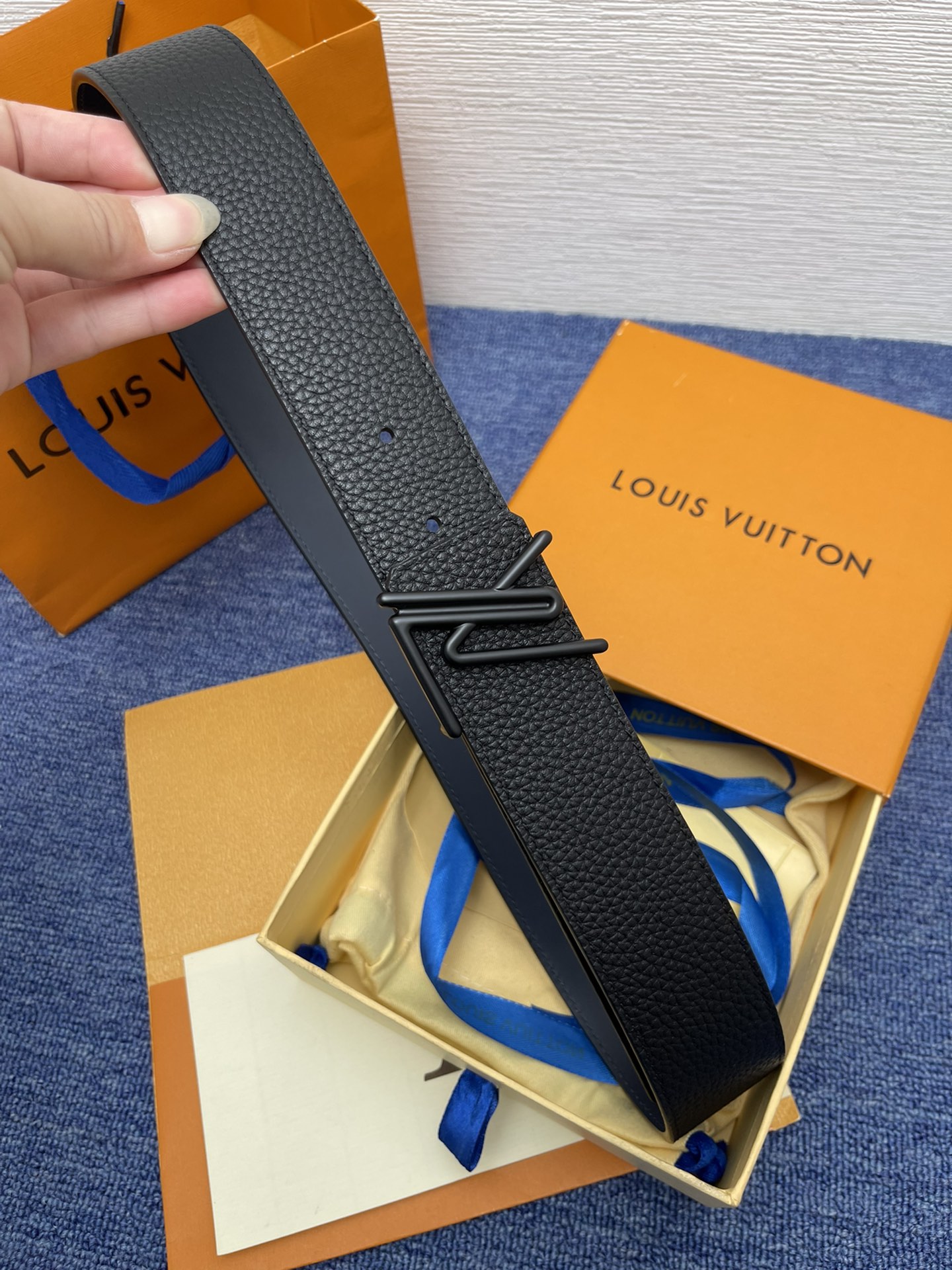 Louis Vuitton LV Leather Belts 1:1 Mirror Version