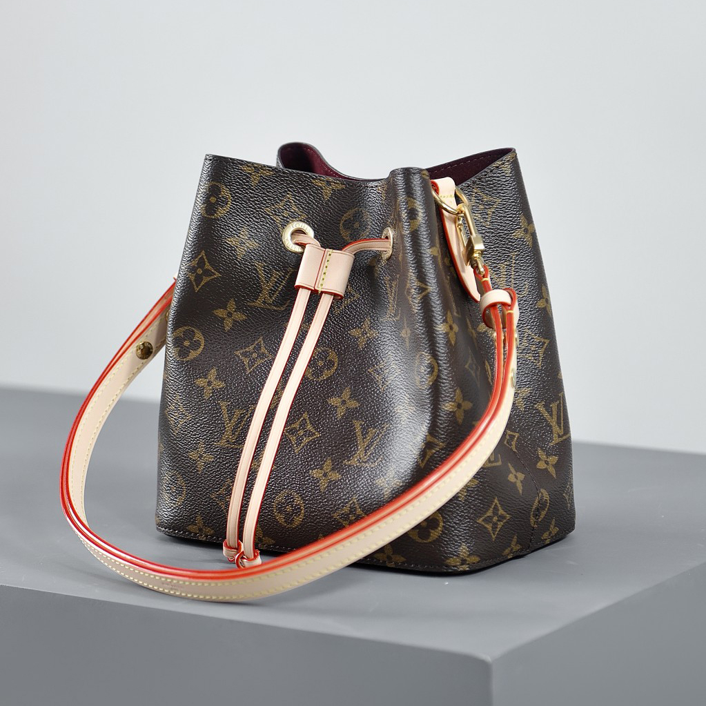 Louis Vuitton NeoNoe MM Monogram Shoulder Bag锛�10A锛�