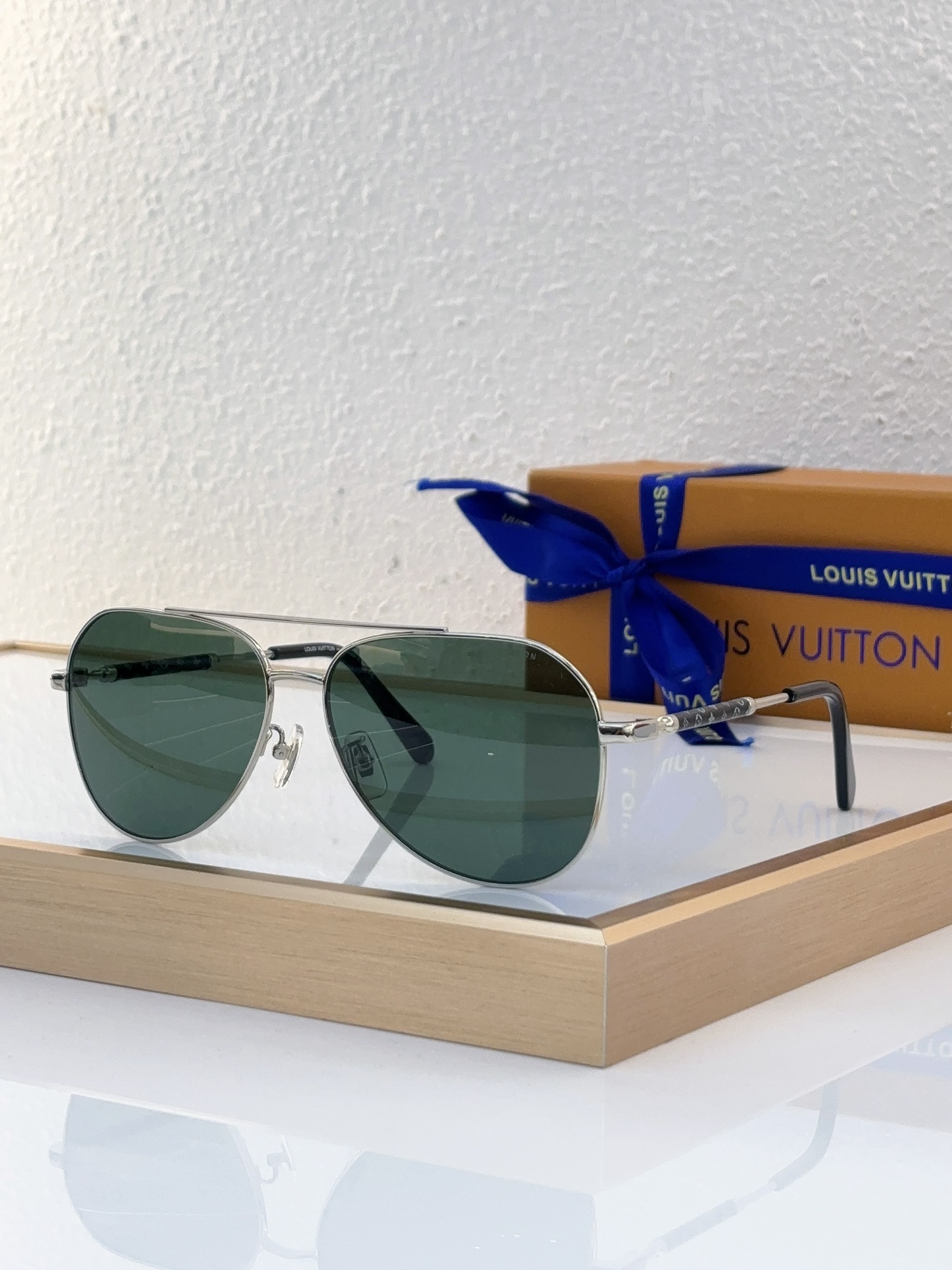 Louis Vuitton LV Sunglasses