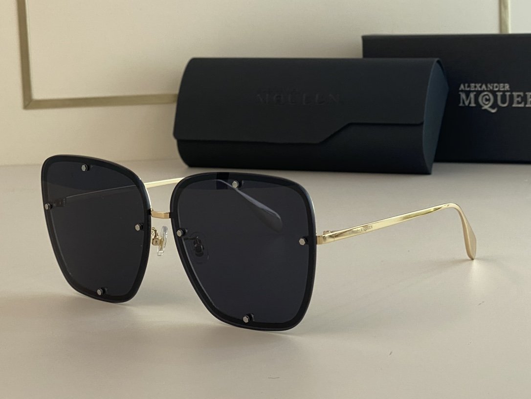 Alexander McQueen Sunglasses