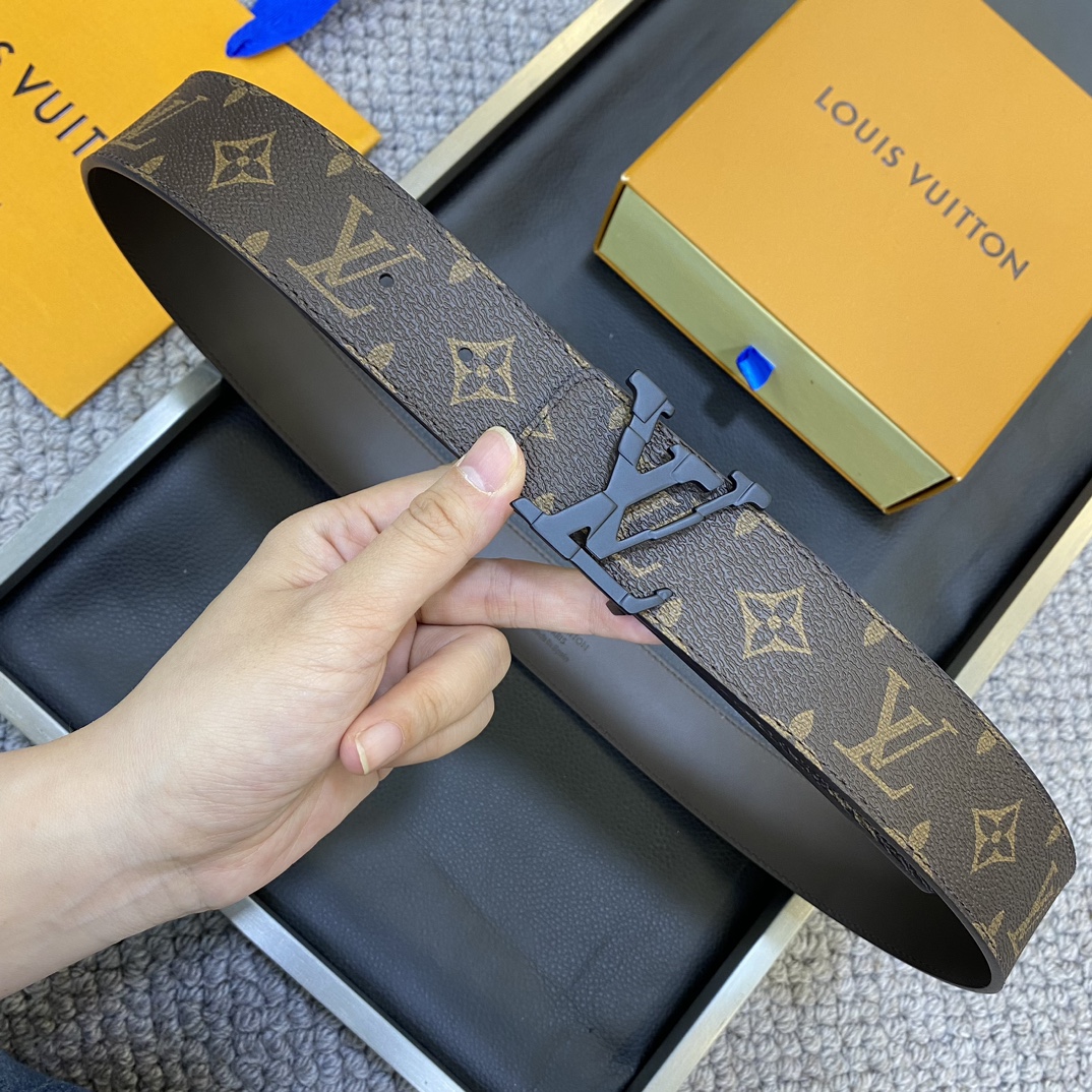 Louis Vuitton LV Leather Belts 1:1 Mirror Version