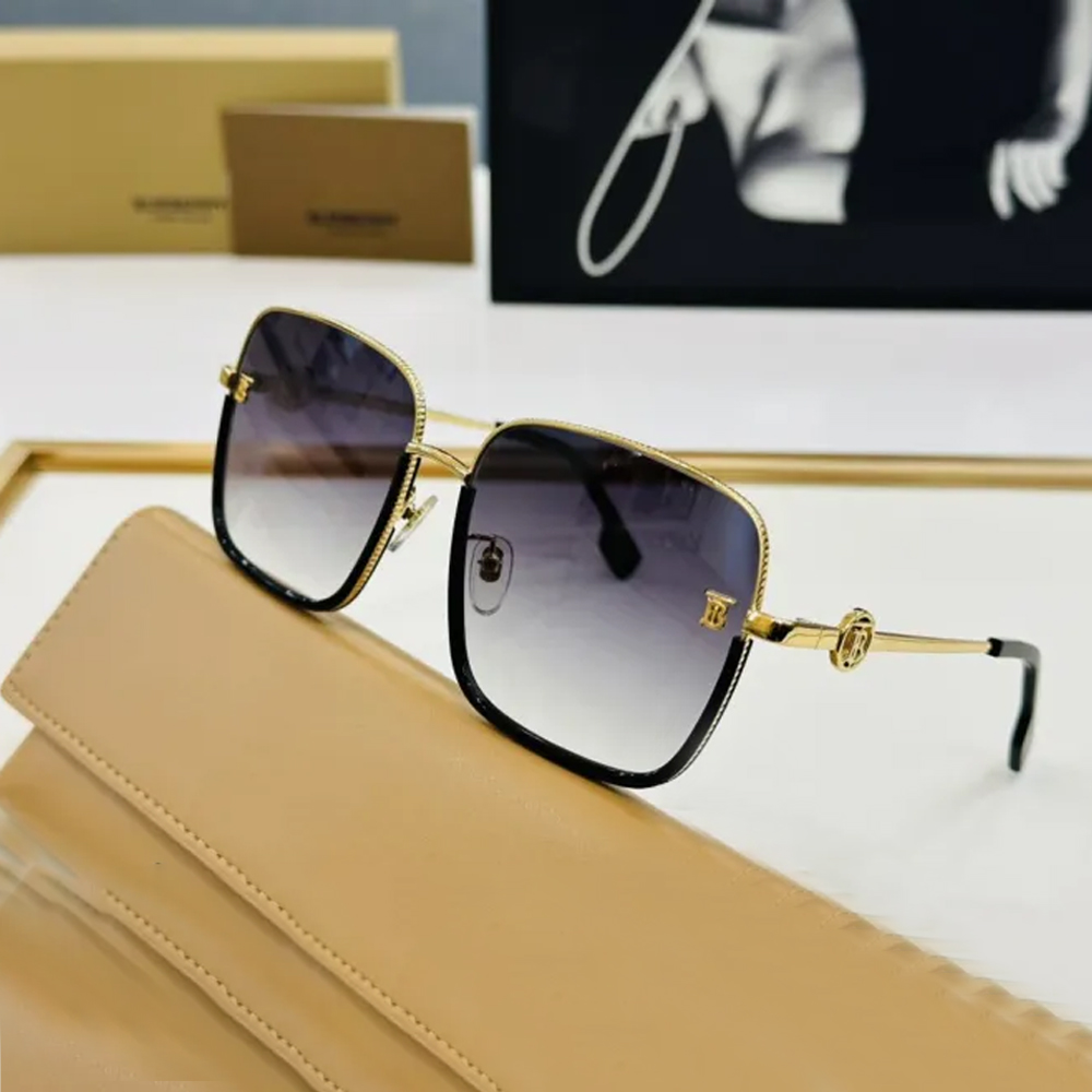 Burberry Sunglasses BE3129 SM051
