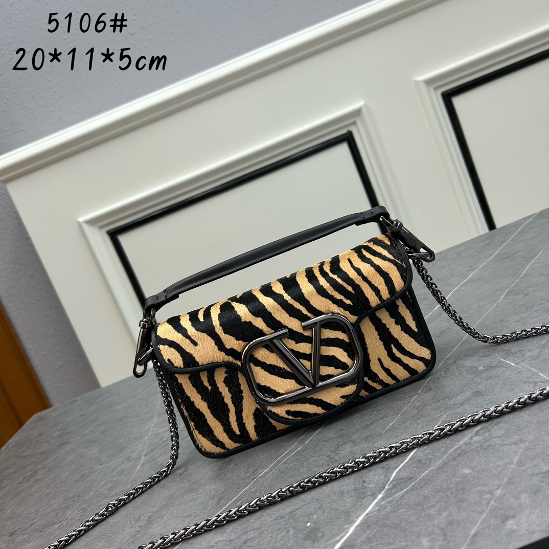 Valentino leopard print Loc貌 calfskin Crossbody bag 5106#