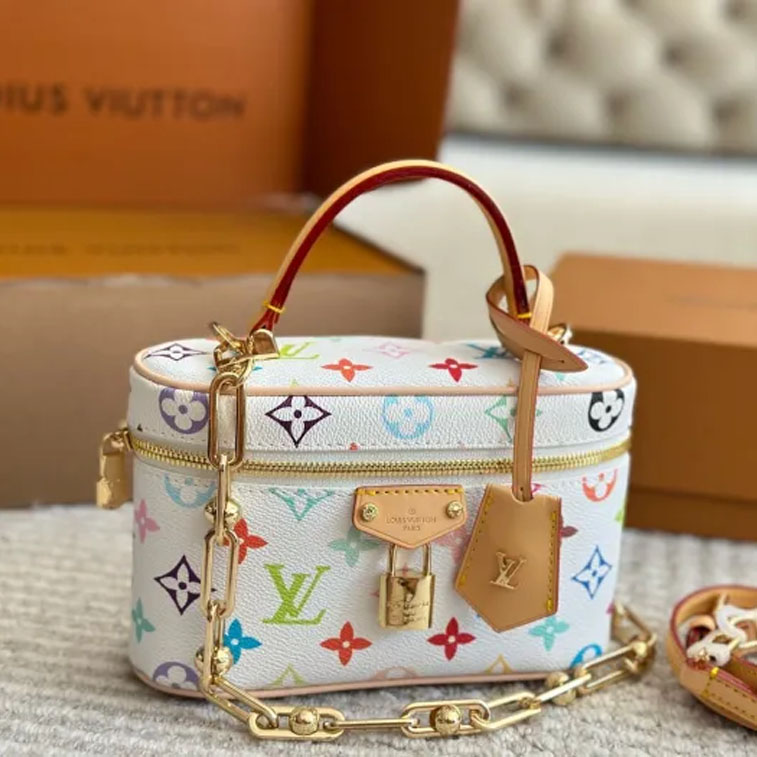 LV Vanity Pouch Bag 096 DB012 19cm