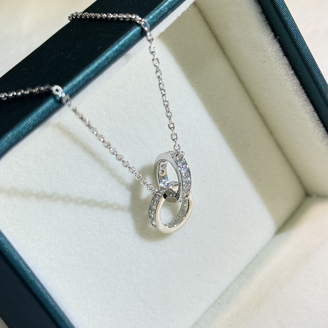 Cartier Necklace 002