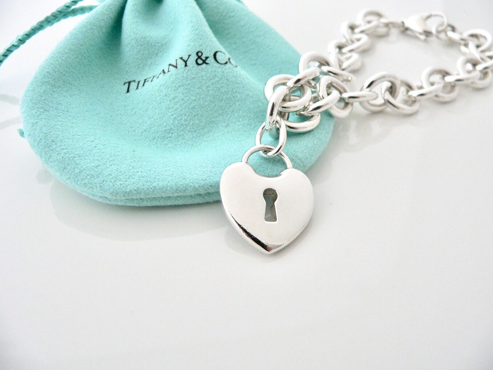 Tiffany & Co Heart Key Bracelet Keyhole Charm Bangle Link Chain Gift Pouch T Co