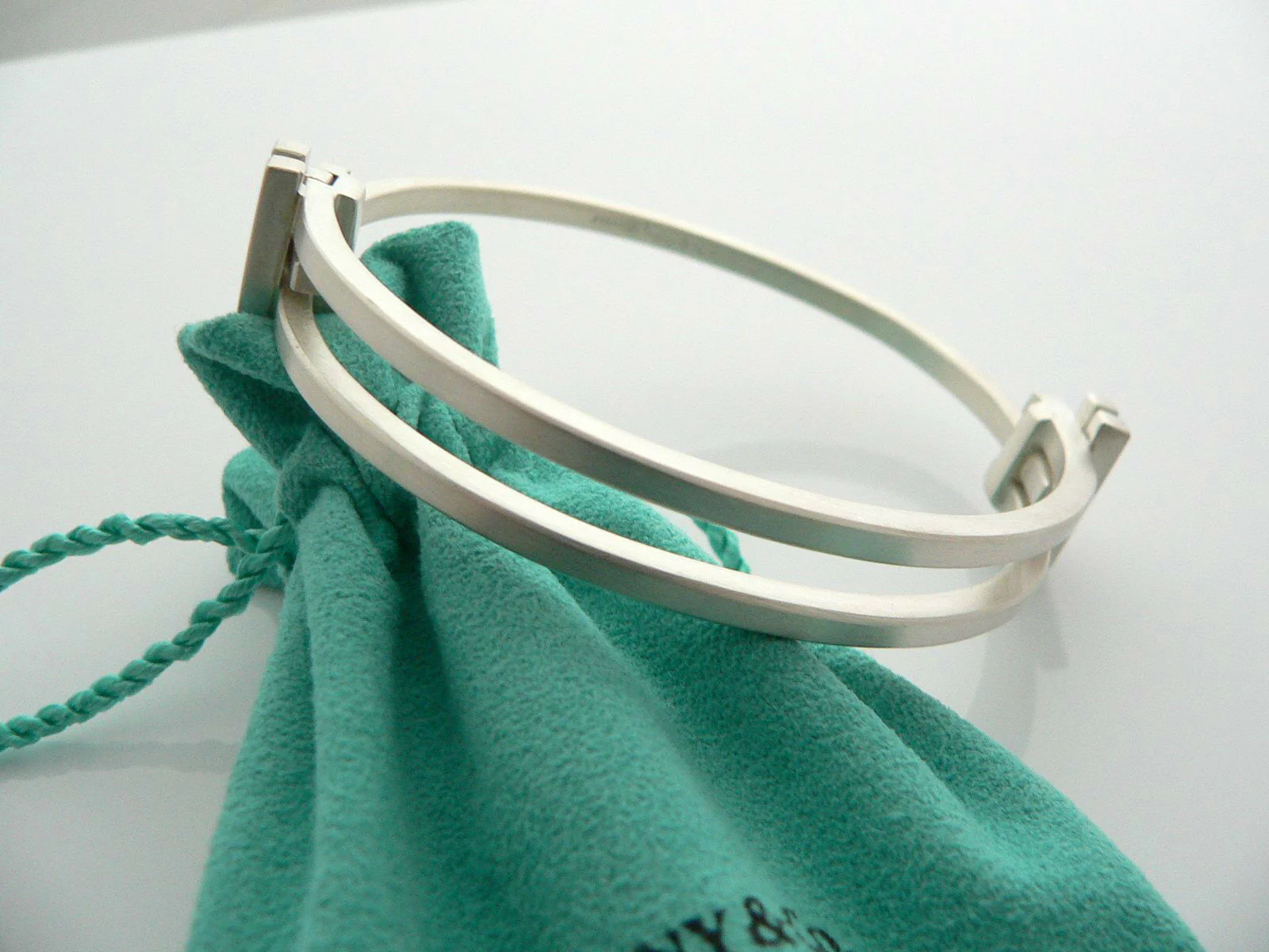 Tiffany & Co Silver Gehry Axis Bangle Bracelet Cuff Rare Gift Pouch Love Art