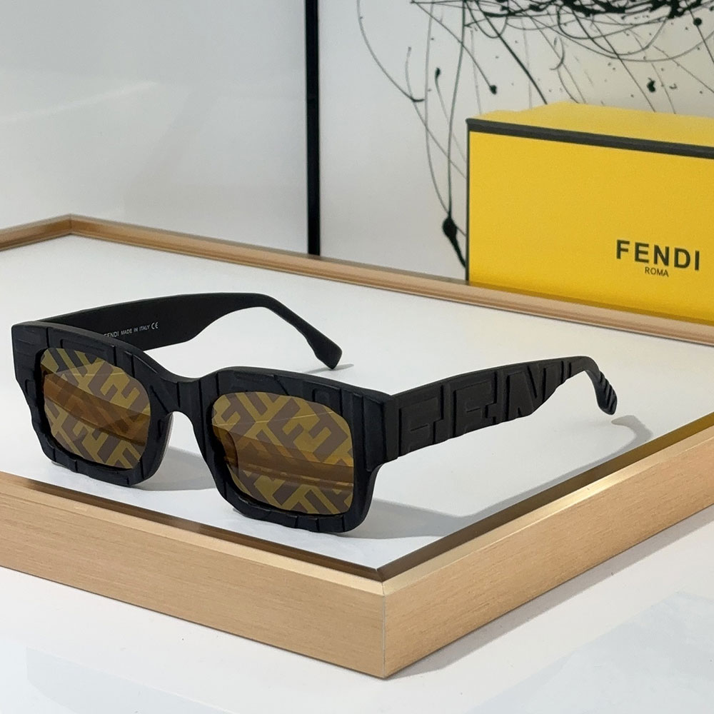 Fendi Full frame Logo Sunglasses Top quality 锛�Replica锛�