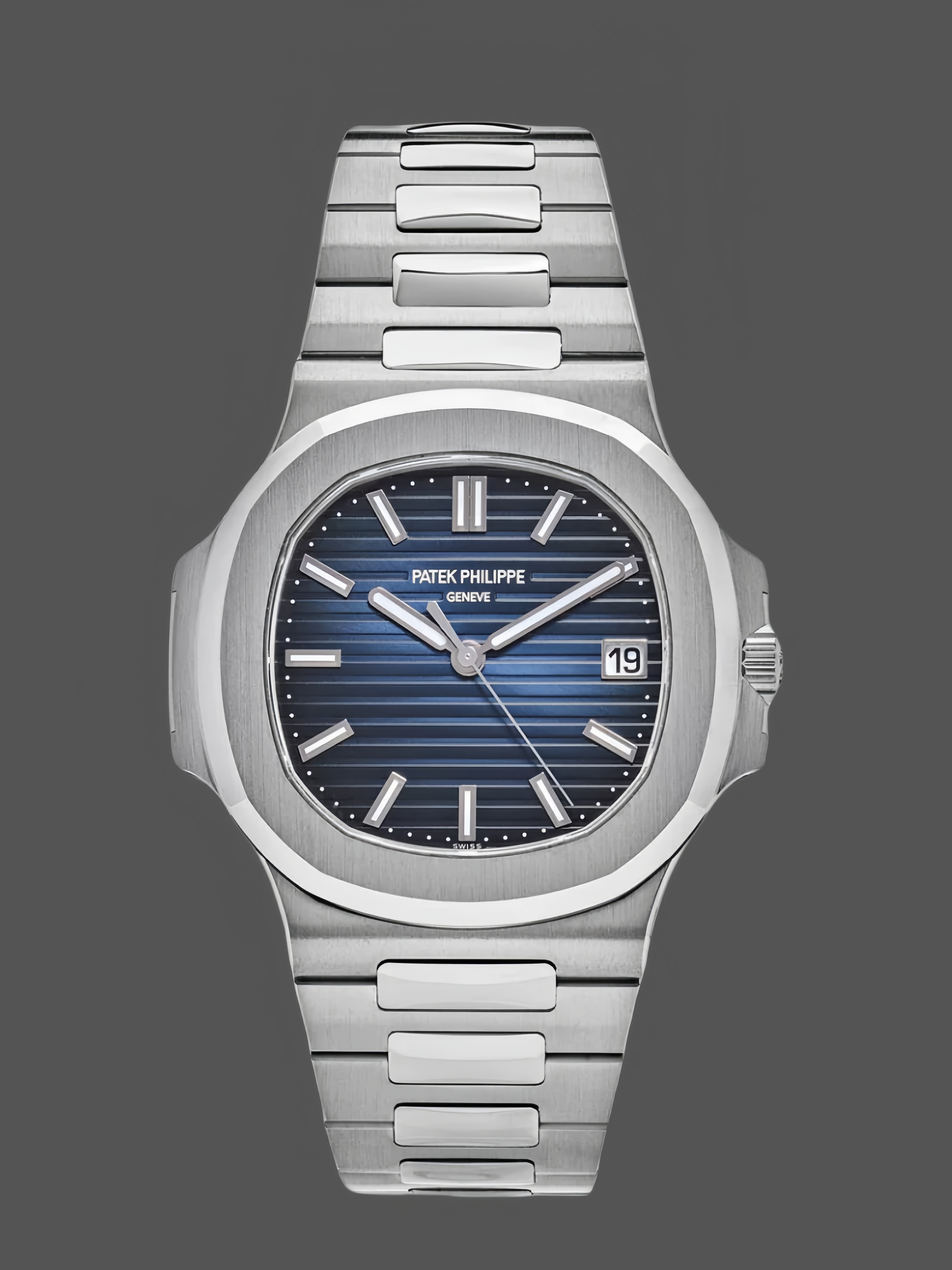 Patek Philippe Nautilus Self Winding Watch 5811 1G 001 Replica Watch