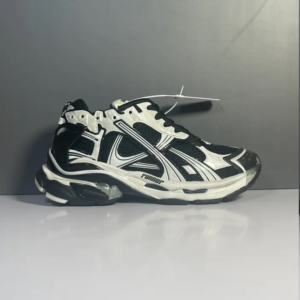 Balenciaga 010 Casual shoes XM084