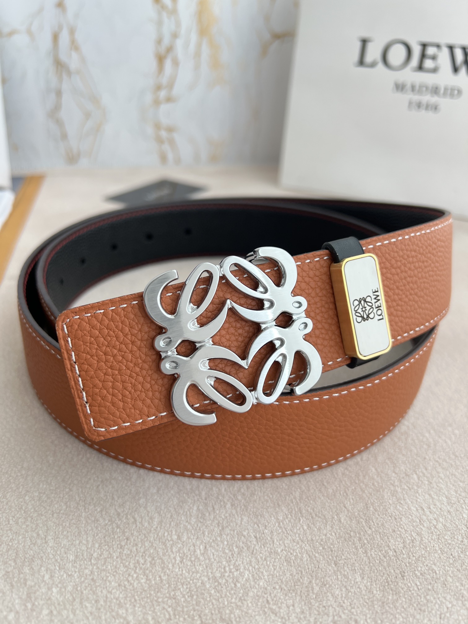 Loewe Leather Belts 1:1 Mirror Version