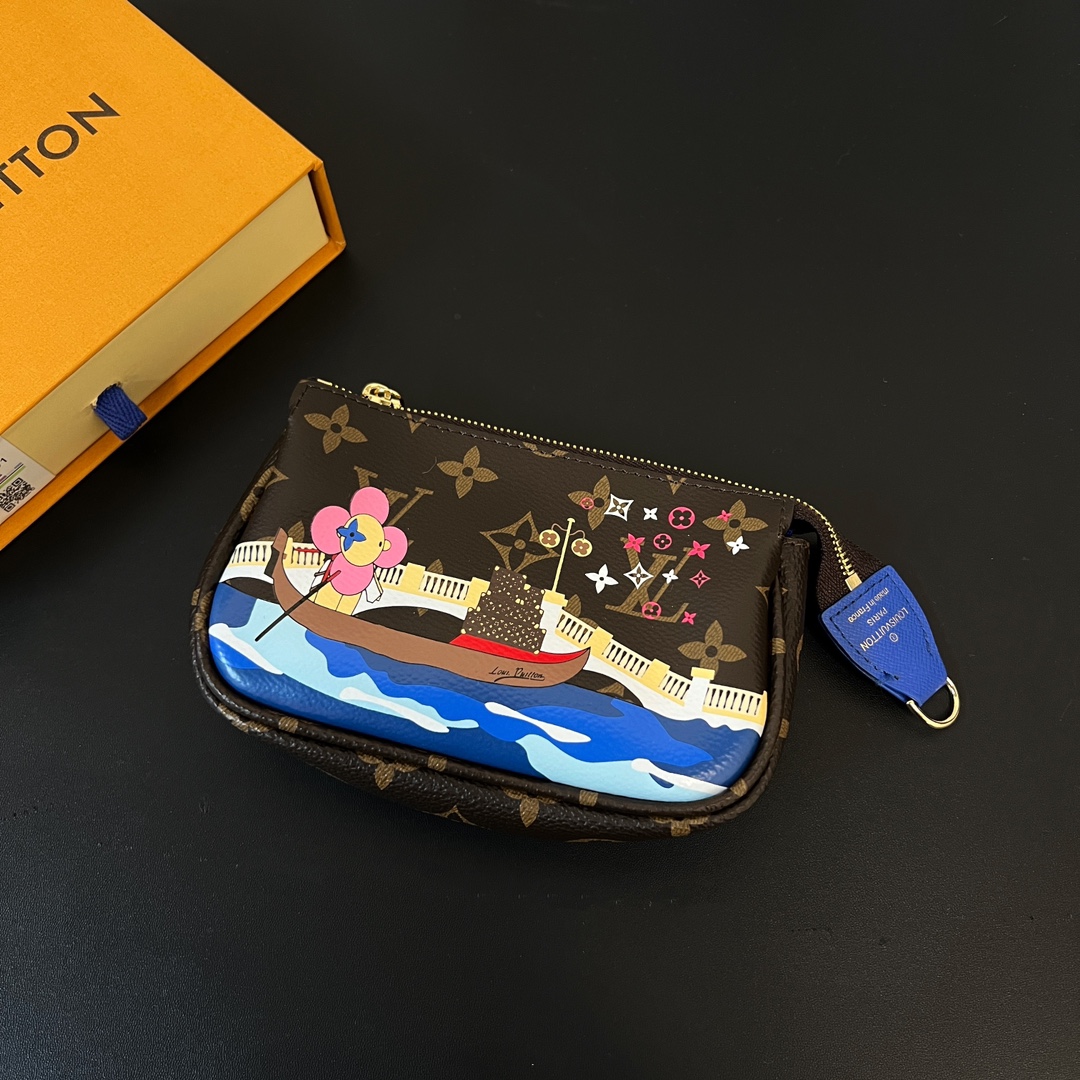 Louis Vuitton Multi Pochette Accessories Mini Bag Purse