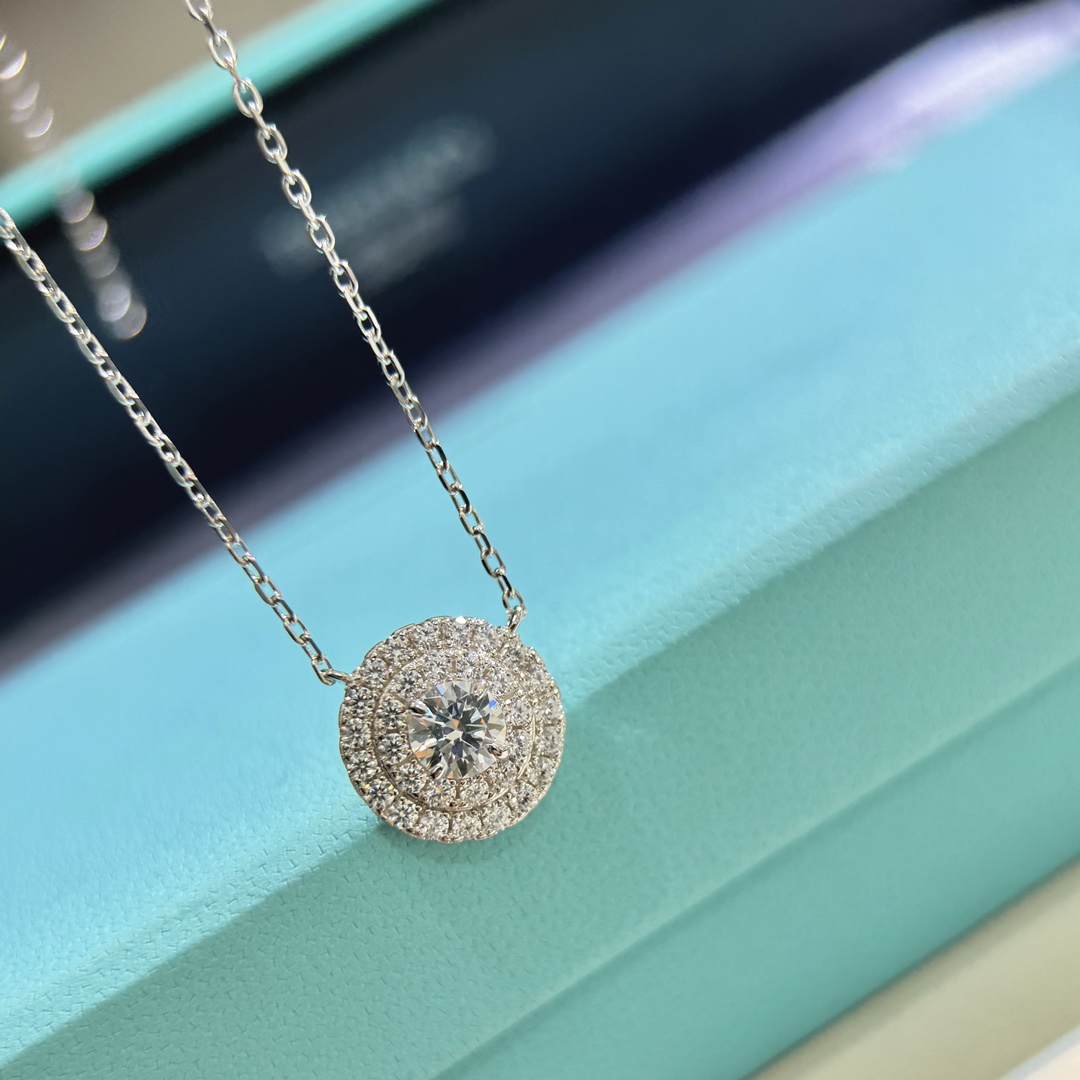 Tiffany & Co. Necklace 008