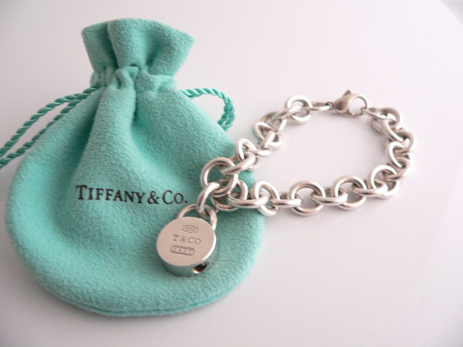 Tiffany & Co 1837 Padlock Bracelet Bangle Circle Charm Silver Gift Pouch Love