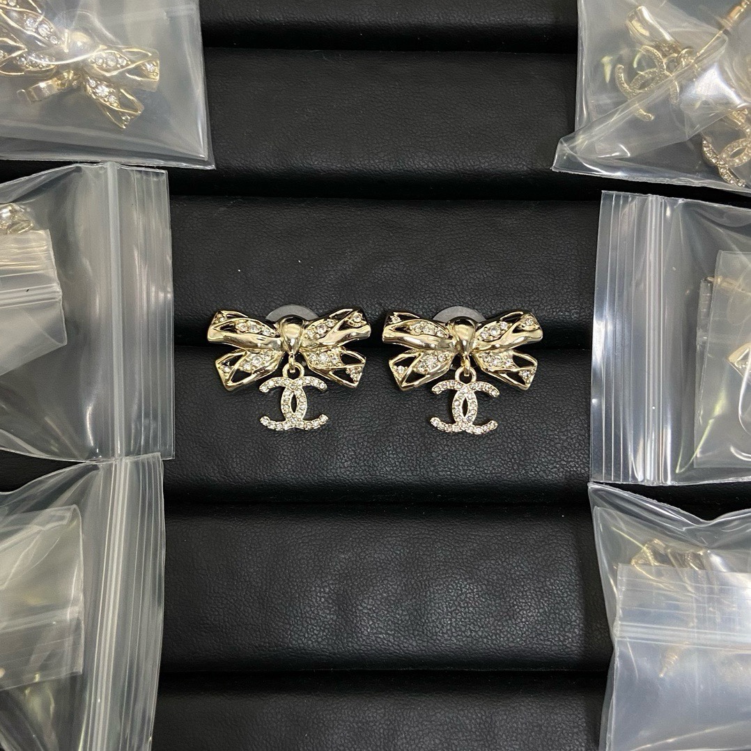 Chanel Earring 072