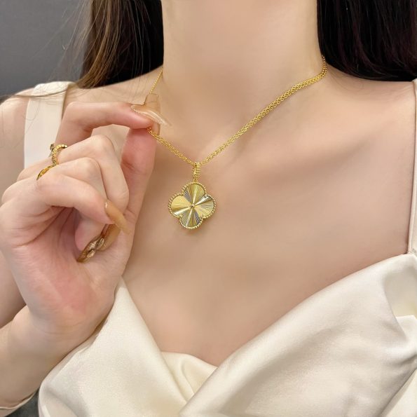 Van Cleef Necklace Dupe, Gold Clover Leaf Necklace Large