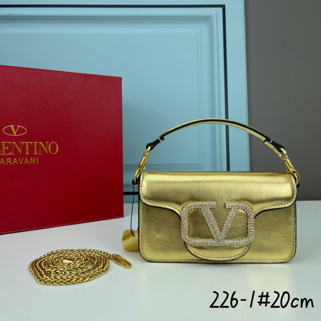 Valentino MINI LOC� Crossbody bag 20226-1