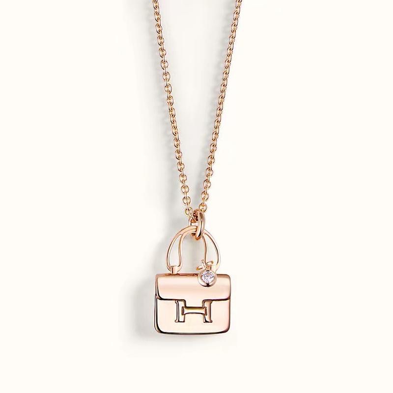 Hermes Bag Necklace with a Diamond