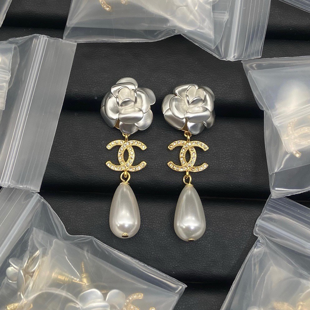 Chanel Earring 057