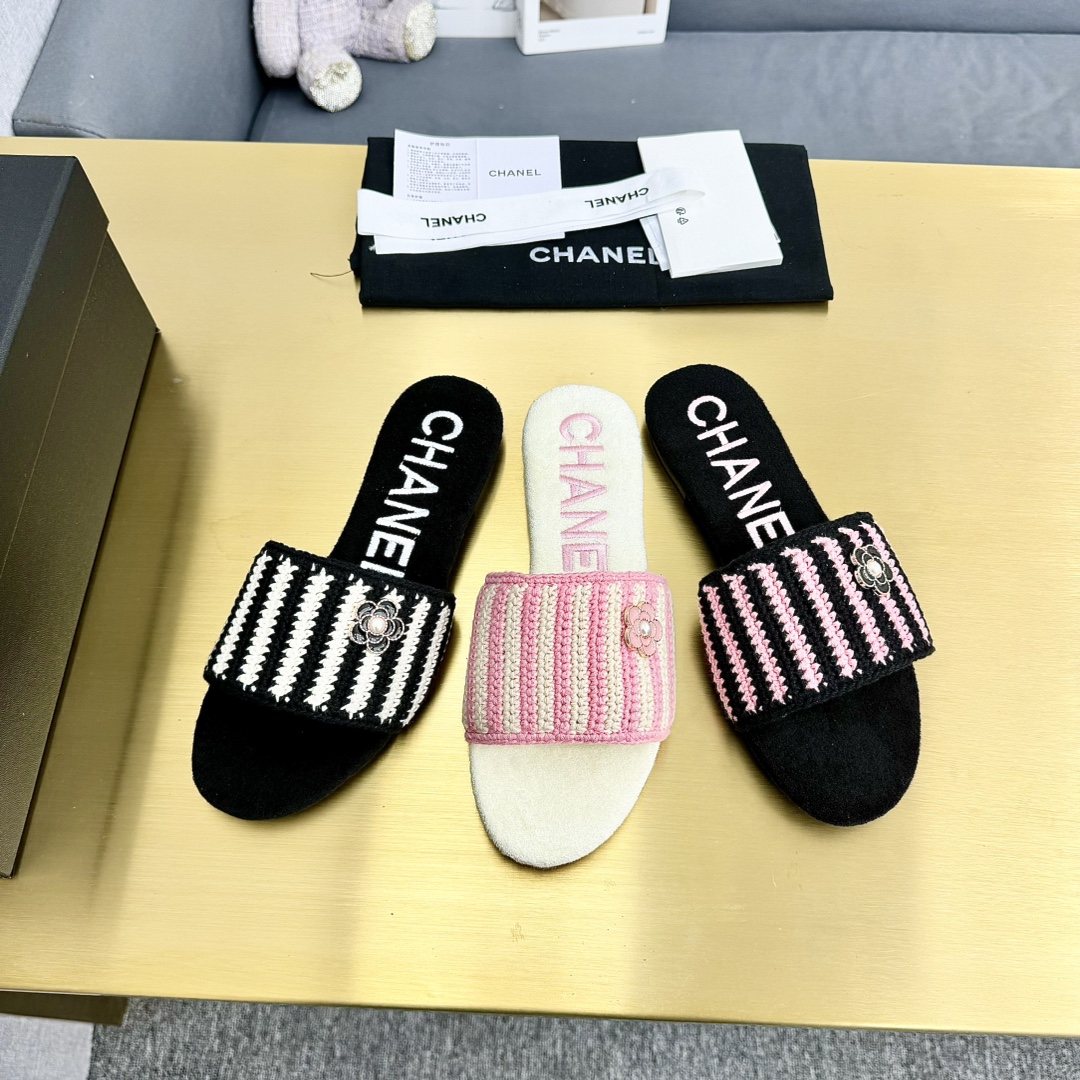 Chanel Shoes Ladies' runway slippers