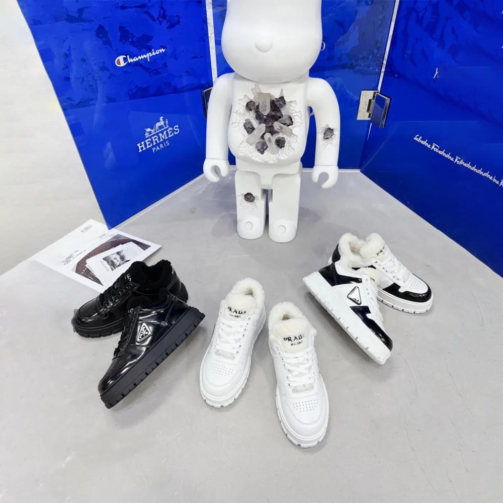 Prada shoes (35-40) PD010