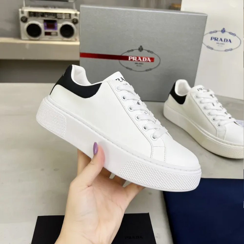 Prada 012 Casual shoes XM092