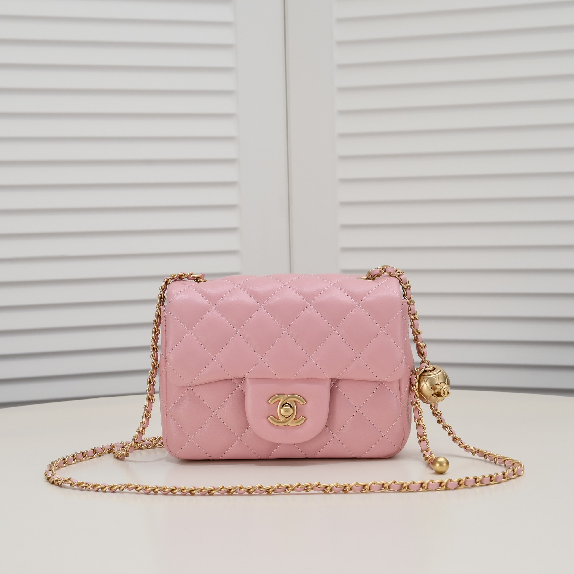 Chanel Cross Body Metal Ball Chain Shoulder Bag Handbag