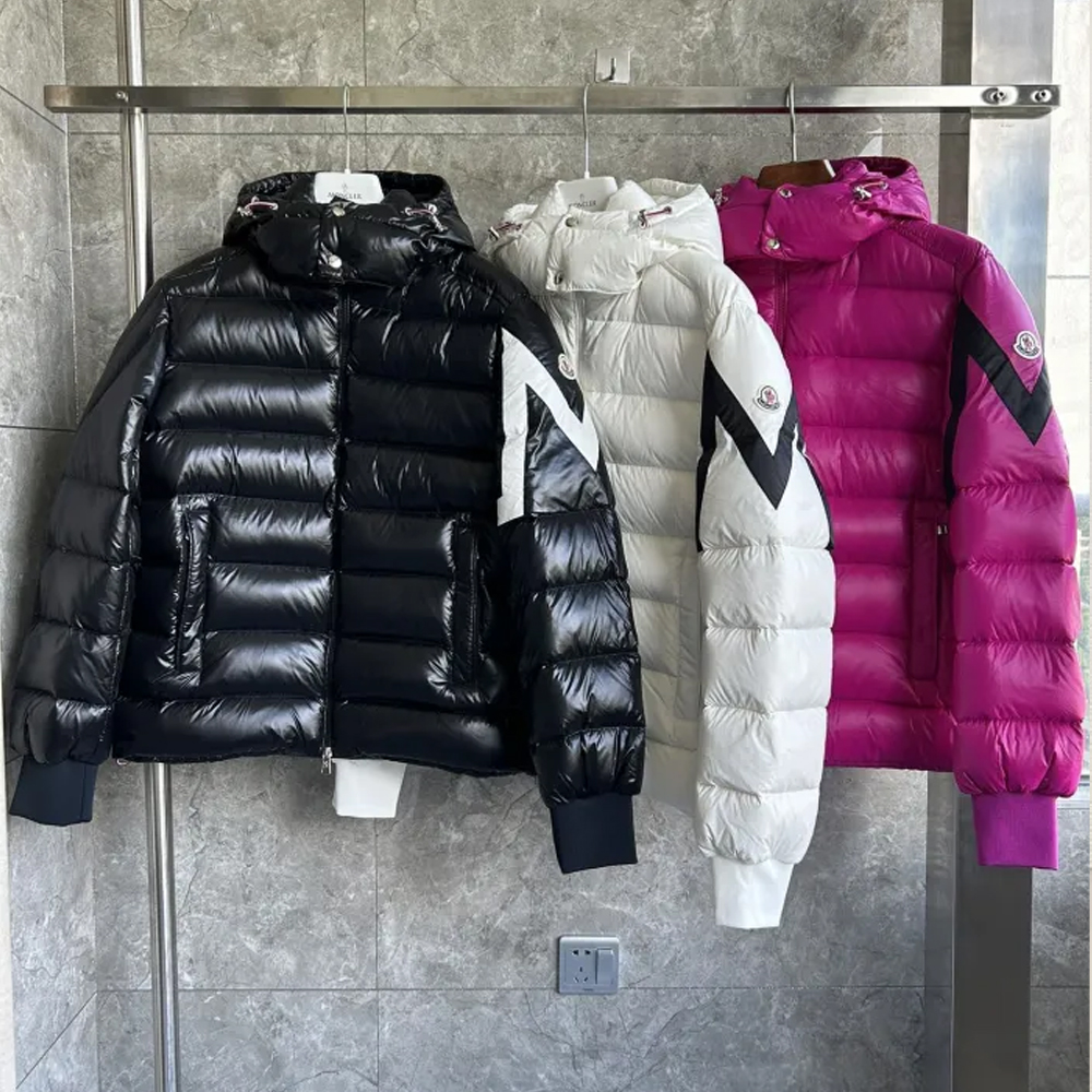 Moncler Down Jacket M2305 FYZ006