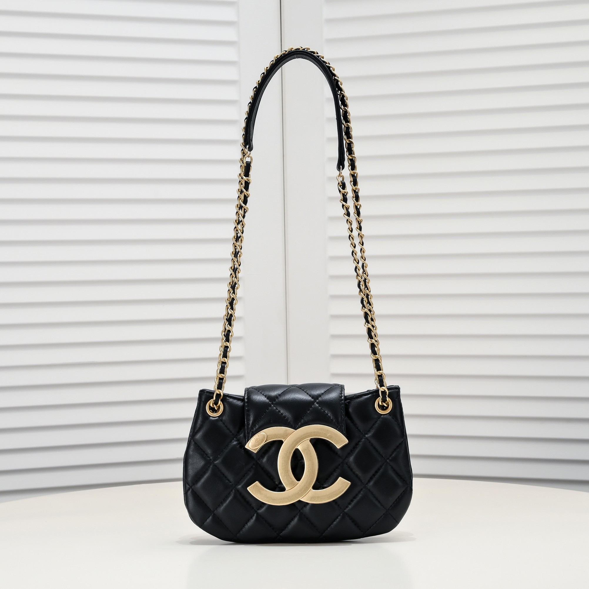 Chanel 24C Shoulder Bag Handbag