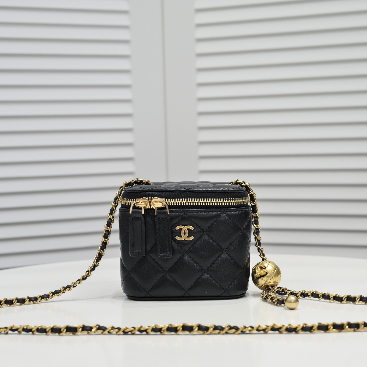 Chanel Golden·Ball Makeup Box Bag Small Shoulder Bag Handbag