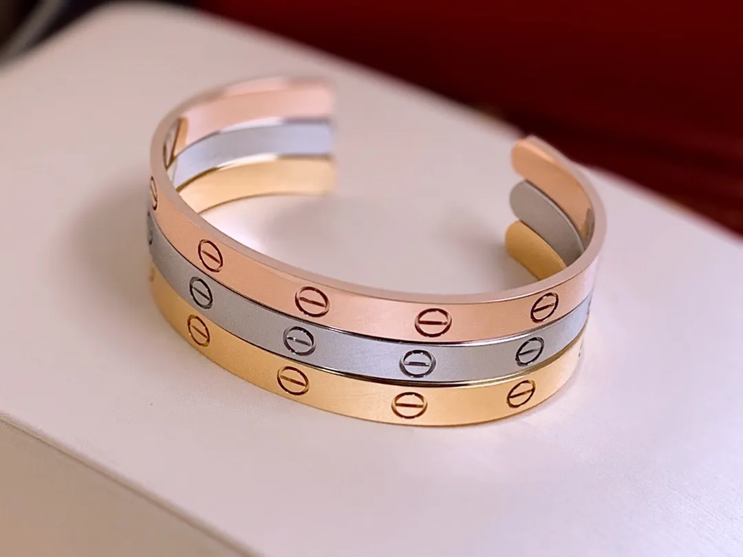 Cartier Semi-Open Love Bracelet Love Bracelet Yellow Gold/White Gold/Rose Gold