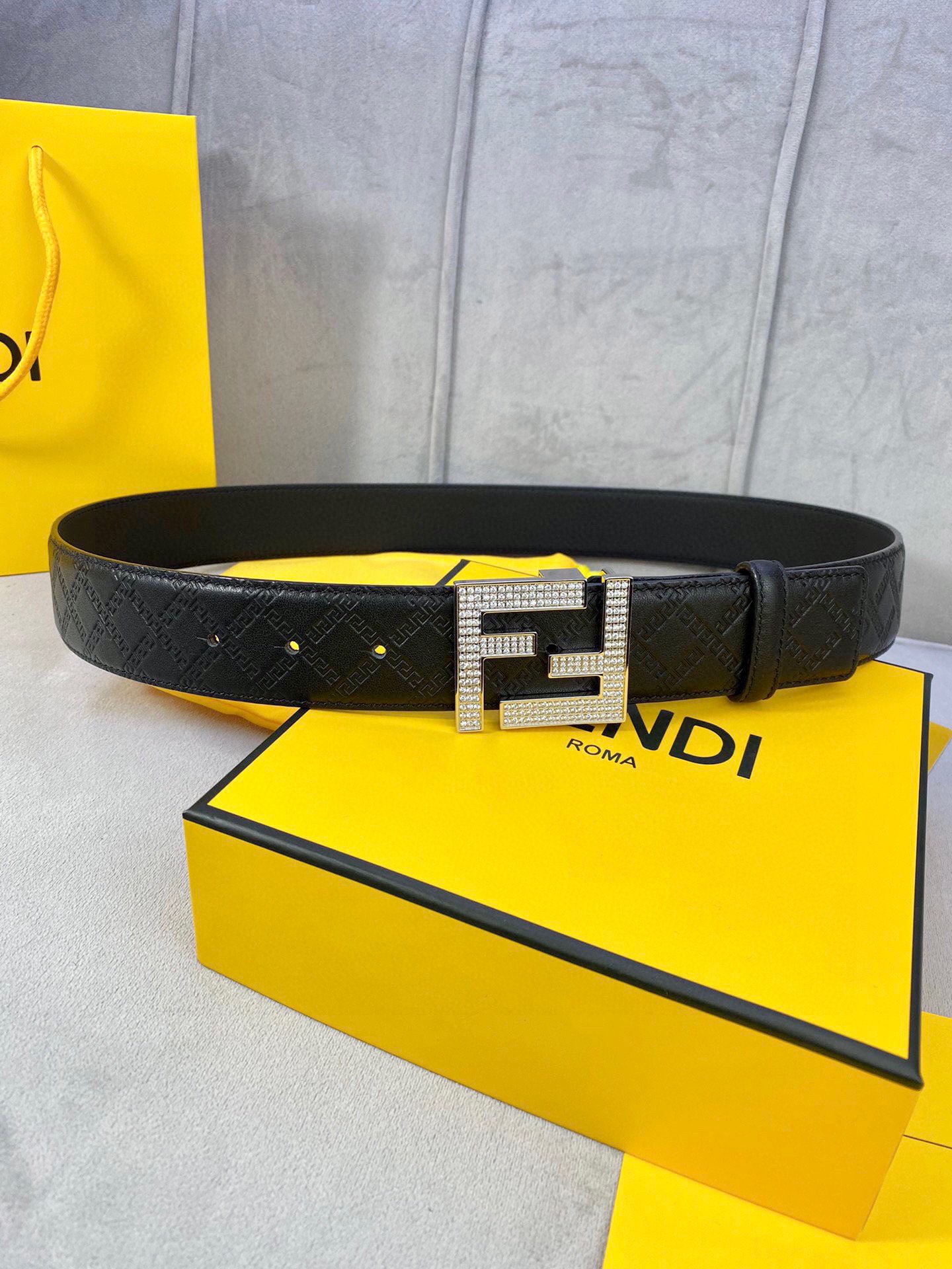 Fendi Leather Belts 1:1 Mirror Version