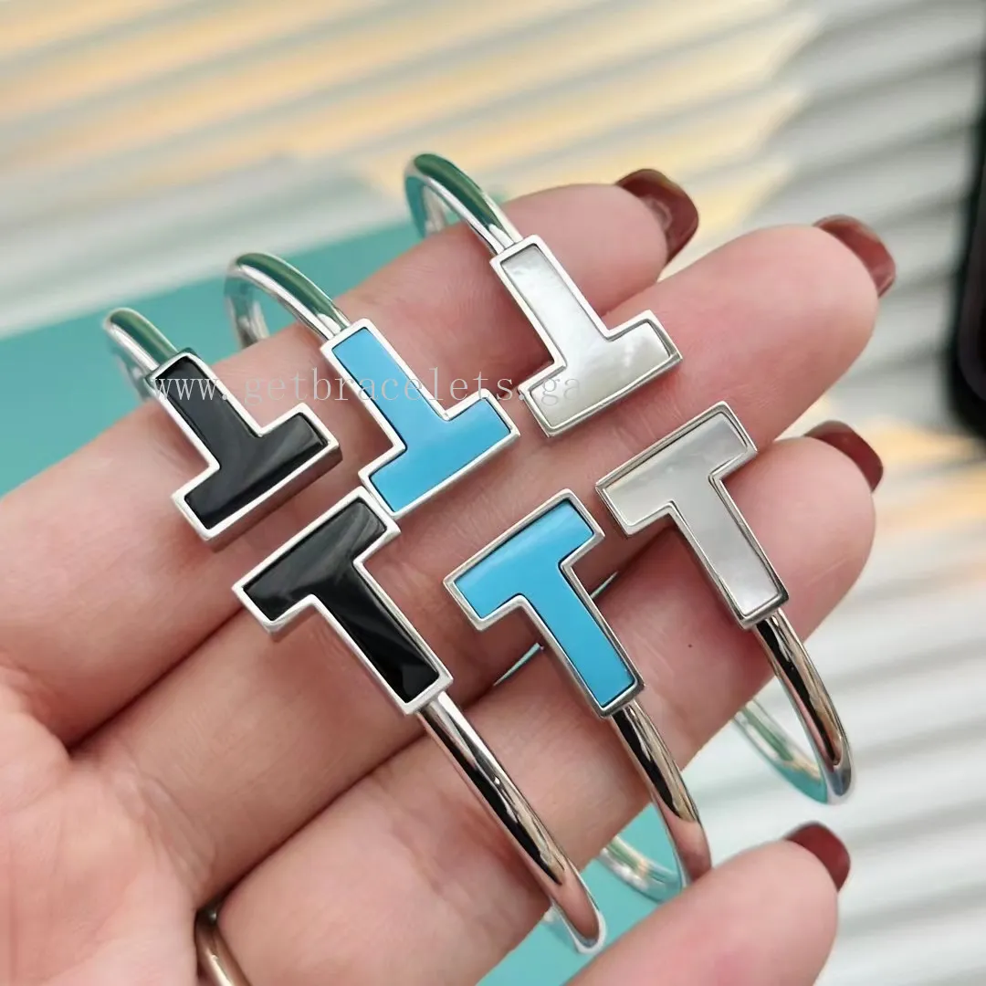 Tiffany T Wide Turquoise/Onyx/Mother-of-pearl Wire Bracelet White Gold