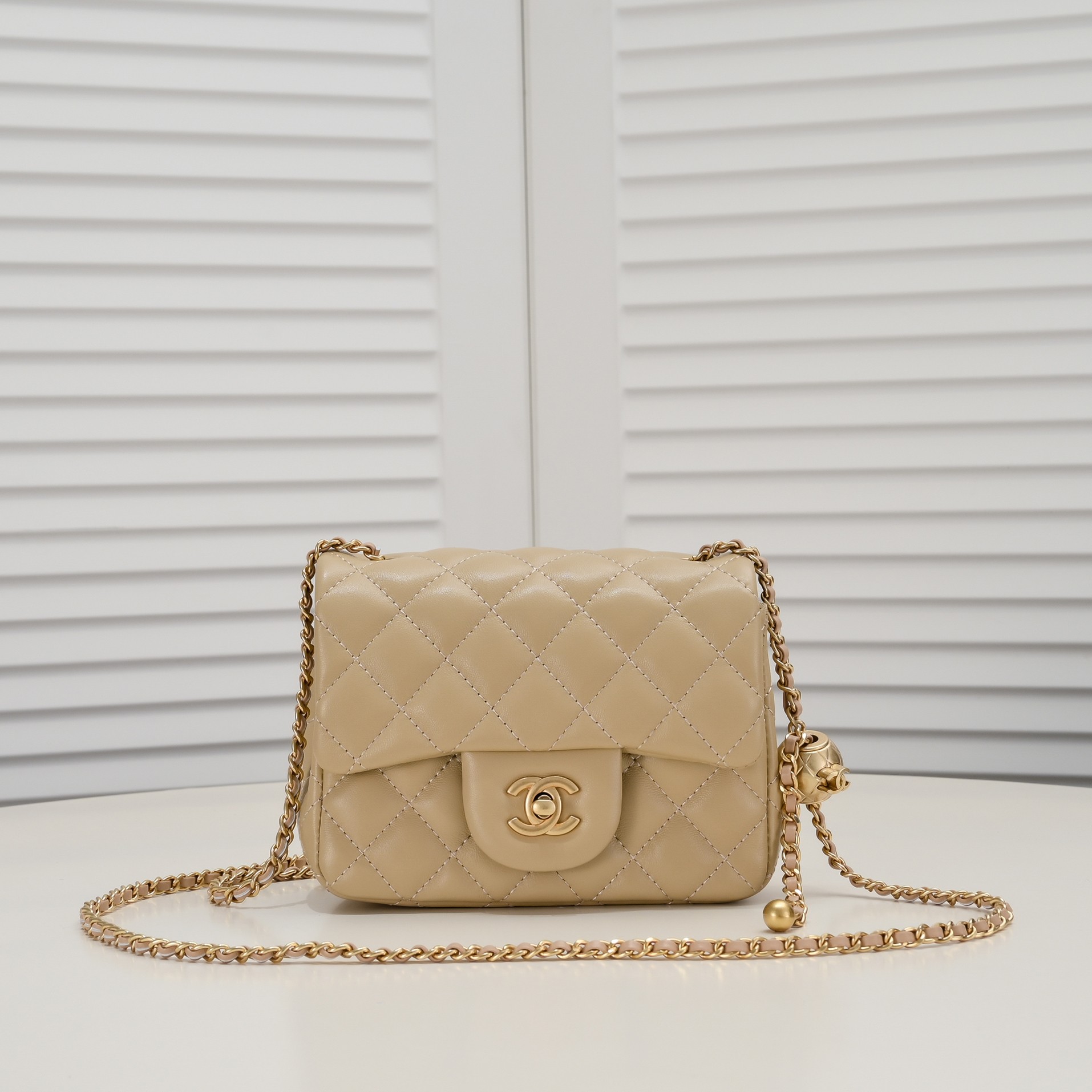 Chanel Cross Body Metal Ball Chain Shoulder Bag Handbag