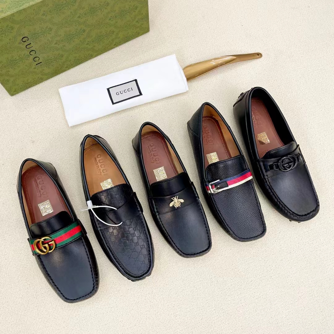 Gucci 032 Casual shoes HL053
