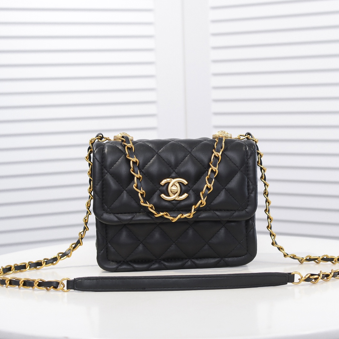 Chanel CF Shoulder Bag Handbag