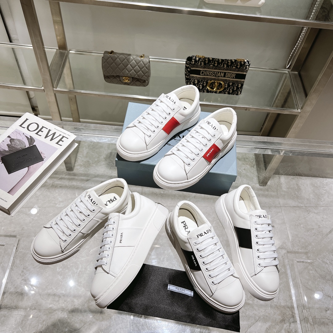 Prada 001 Casual shoes XM 072
